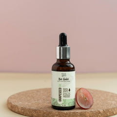 Nat Habit Grapeseed Oil, 30ml - Unisex, Natural, Body & Hair Oil - Unscented, Allergen-Free, Travel-Sized - Adults with Skin & Hair Care Concerns