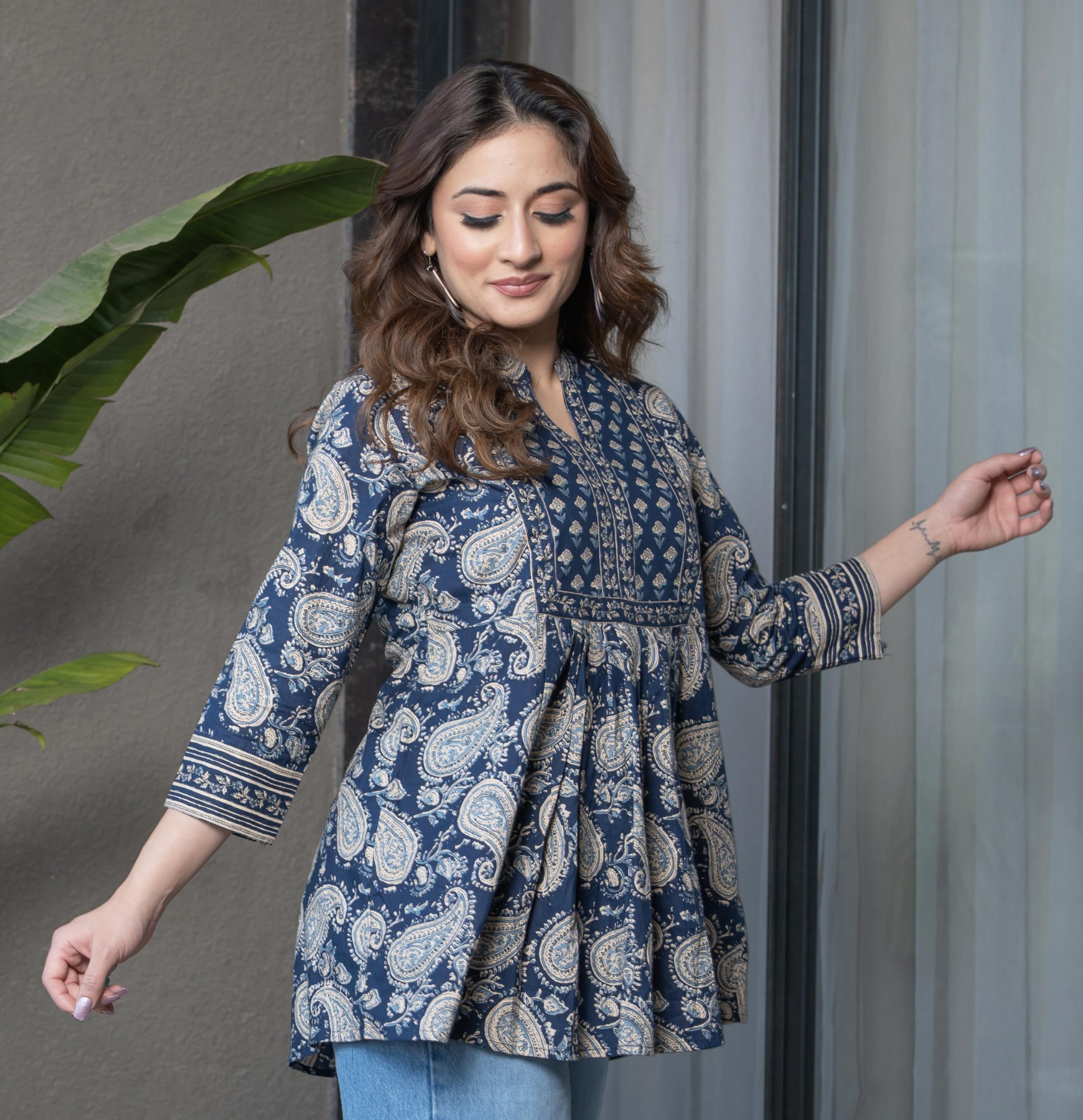 Arayna Women's Pure Cotton Paisley Printed Tunic Top – Comfortable Everyday Wear